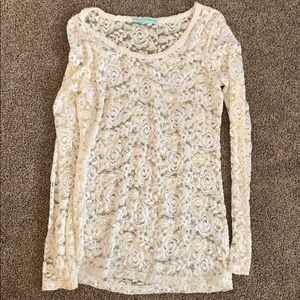 Long sleeve lace top